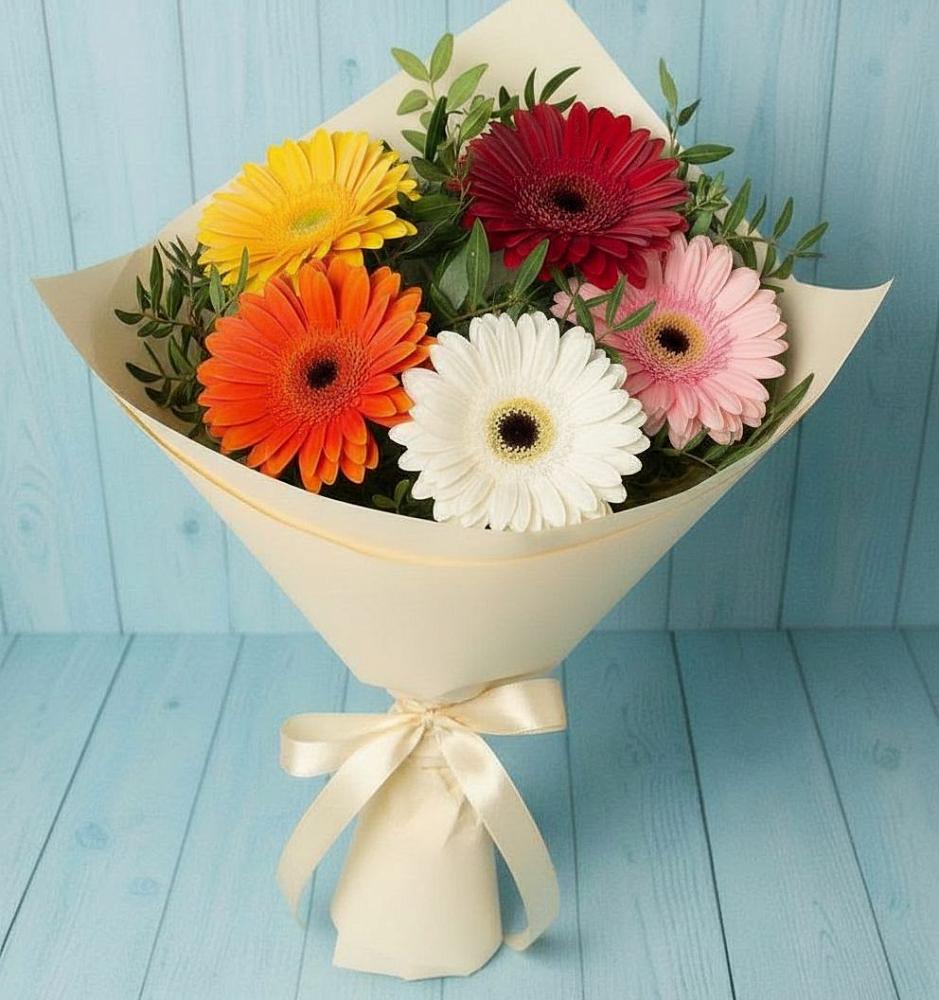 Букет цветов из: Герберы в Лебяжьем Ленинградской области