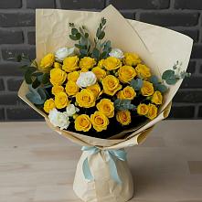 Букет цветов из:  Розы в Лебяжьем Ленинградской области