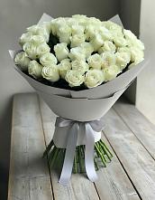 Букет 35 Белых роз в Лебяжьем Ленинградской области