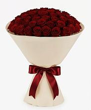 Букет 101 Бордовая роза Блэк Бакарра в Лебяжьем Ленинградской области