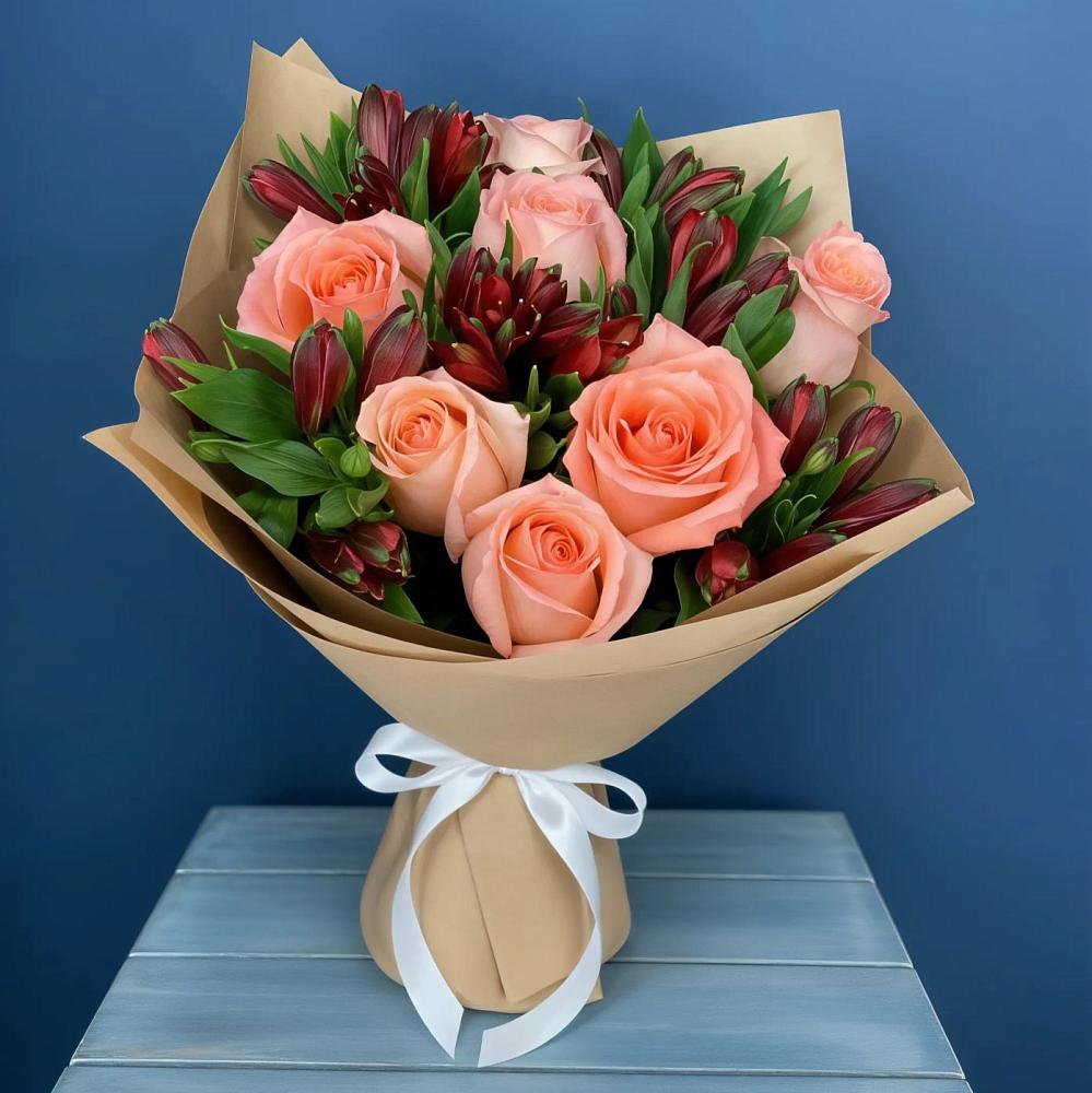 Букет цветов из: Розы и Альстромерии в Лебяжьем Ленинградской области