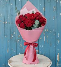 Букет цветов из:  Розы в Лебяжьем Ленинградской области