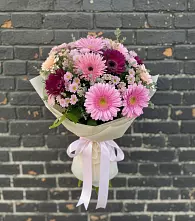 Букет цветов из:  Герберы и Хризантемы в Лебяжьем Ленинградской области