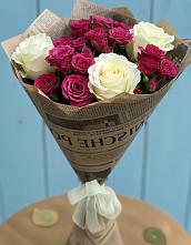 Букет цветов из:  Розы в Лебяжьем Ленинградской области