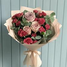 Букет цветов из:  Гвоздики и Розы в Лебяжьем Ленинградской области