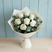 Букет Белые розы в Эвкалипте #REPLACE_PRED# Лебяжьем Ленинградской области