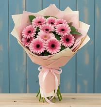 Букет цветов из:  Герберы в Лебяжьем Ленинградской области