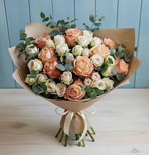 Букет цветов из:  Альстромерии и Розы #REPLACE_PRED# Лебяжьем Ленинградской области